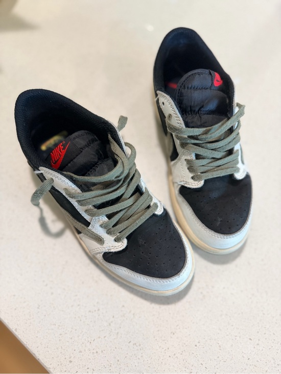 Travis Scott  Jordan 1 Retro Kids Black, White & Olive Green Low-Top Sneakers